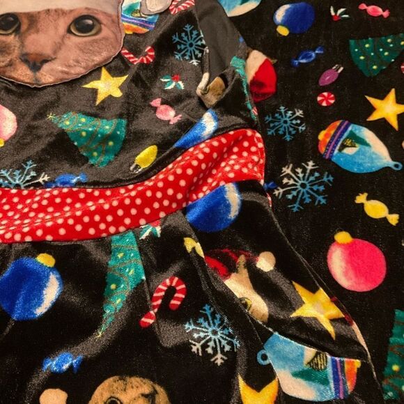 Christmas Coveralls! Velvet with Cat! XS. As seen on Gwen Stefani! - Picture 8 of 16